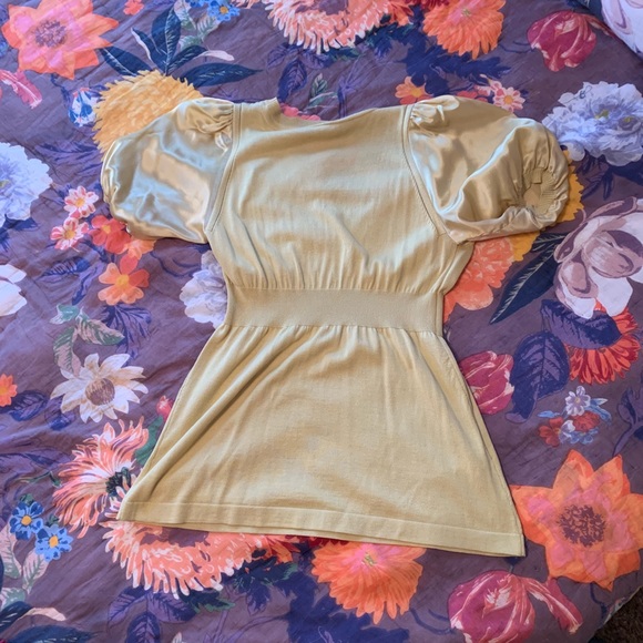 BcBg MaxAzria citrus top - Picture 3 of 3